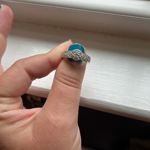 14k white gold engagement ring - Picture 5 of 5